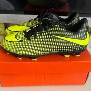 Nike Kids Sneakers - Black and Neon Yellow